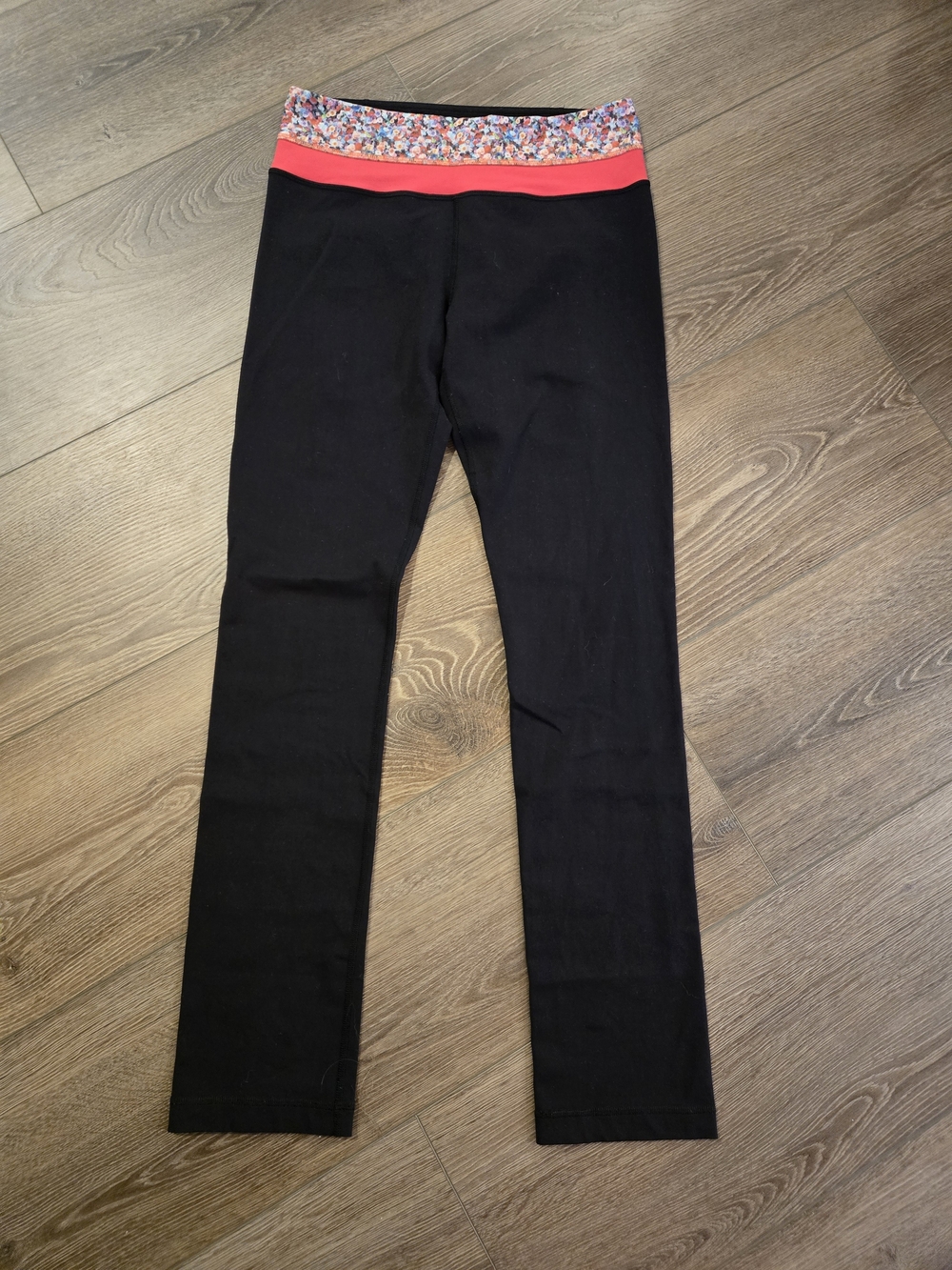 lululemon athletica Black Leggings with Coral Band and Floral Waist